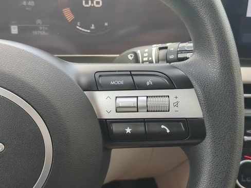 Used 2025 Hyundai Tucson SEL FWD image 25