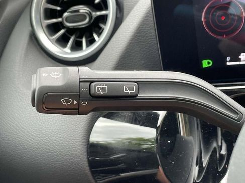 Certified 2025 Mercedes-Benz GLA 250 GLA 250 image 18