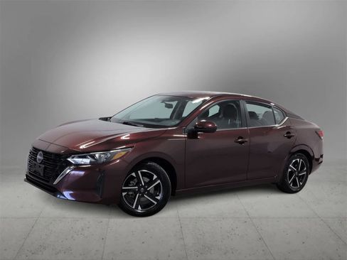 Used 2025 Nissan Sentra SV image 1