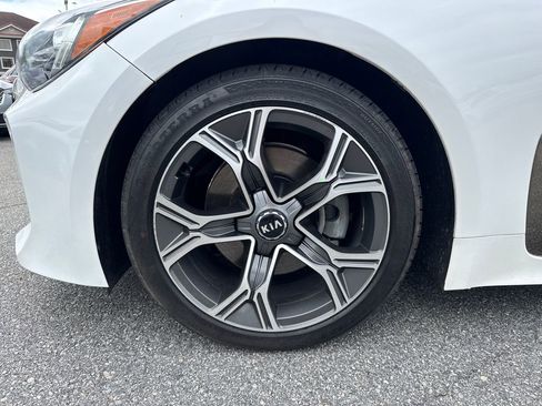 Certified 2020 Kia Stinger GT-Line w/ Sun & Sound Package image 9