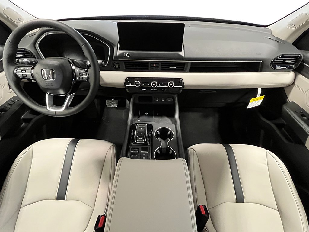 New 2026 Honda Pilot Touring image 28
