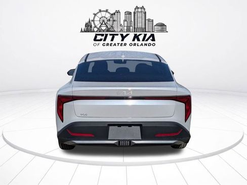 New 2026 Kia K4 FWD image 5