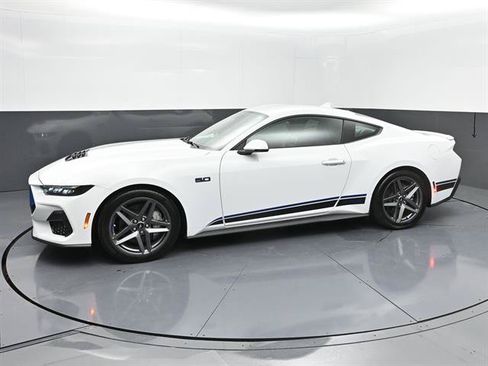 Certified 2025 Ford Mustang GT Premium RWD image 28