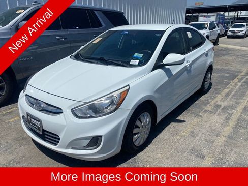 Used 2016 Hyundai Accent SE FWD image 5