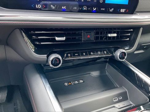 Used 2025 Chevrolet Tahoe RST w/ Comfort Package image 31