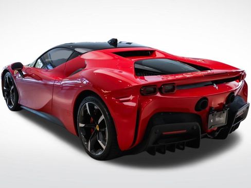 Used 2022 Ferrari SF90 Stradale AWD/4WD image 3