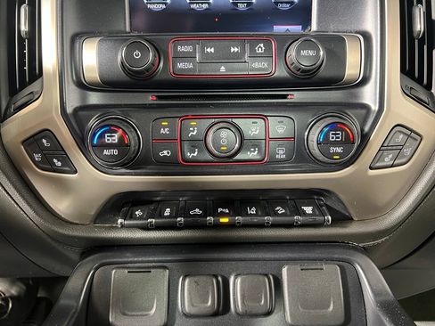 Used 2015 GMC Sierra 2500 Denali w/ Duramax Plus Package AWD/4WD image 24