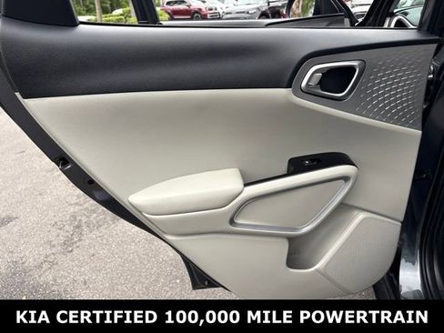 Certified 2025 Kia Soul LX FWD image 21