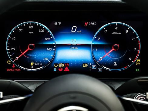 Used 2022 Mercedes-Benz E 350 Sedan image 20