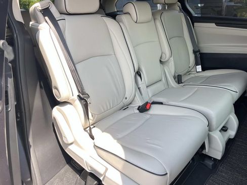 Used 2026 Honda Odyssey Touring image 28