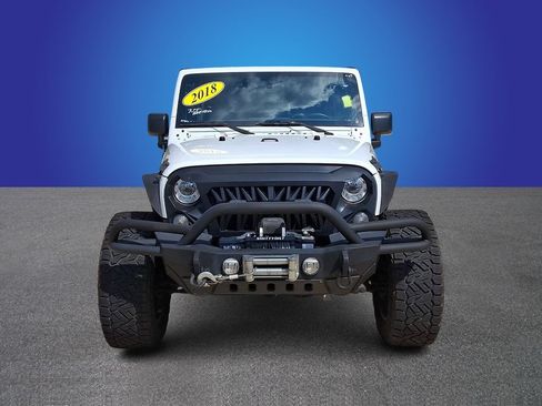 Used 2018 Jeep Wrangler Unlimited Sport AWD/4WD image 2