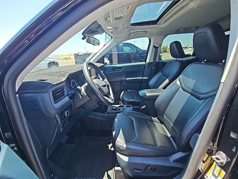 Used 2023 Ford Maverick Lariat w/ Lariat Luxury Package image 14