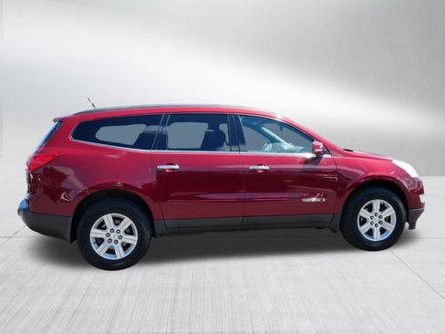 Used 2009 Chevrolet Traverse LT FWD image 8