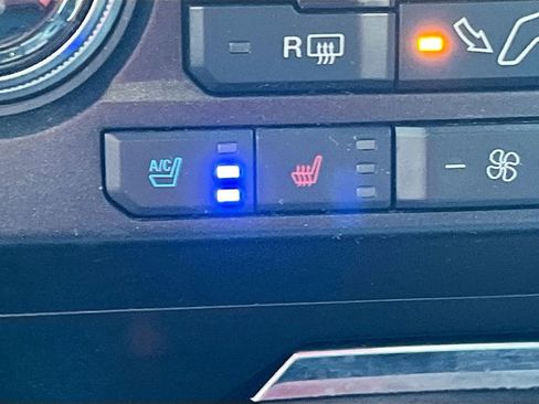 Used 2019 Ford F250 Platinum w/ Platinum Ultimate Package image 21