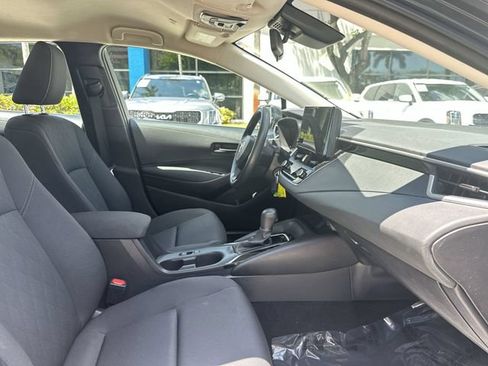 Used 2024 Toyota Corolla LE FWD image 30