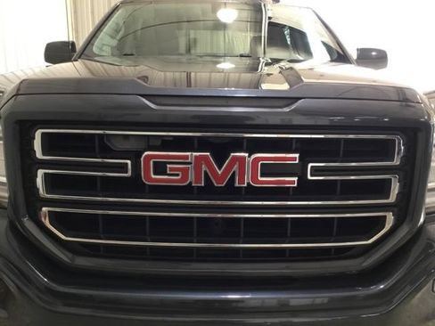 Used 2017 GMC Sierra 1500 SLE w/ SLE Value Package AWD/4WD image 23
