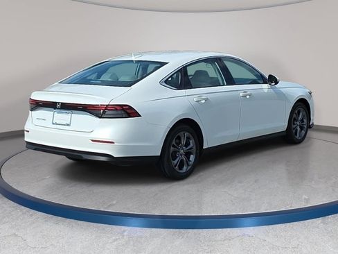 Used 2024 Honda Accord EX image 5