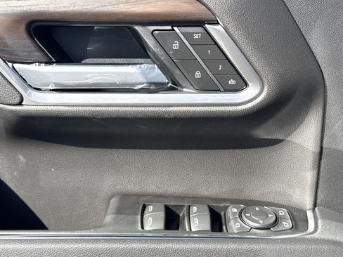 New 2026 GMC Sierra 1500 SLT w/ SLT Premium Plus Package image 19