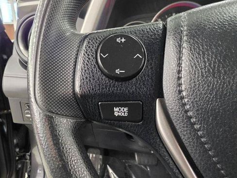 Used 2016 Toyota RAV4 LE AWD/4WD image 11