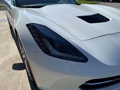 Used 2019 Chevrolet Corvette Stingray Coupe w/ 1LT RWD image 80