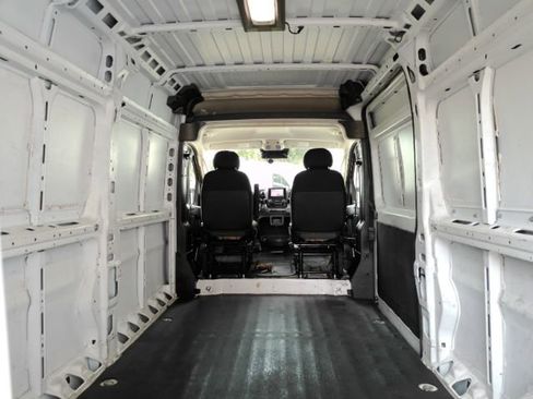 Used 2023 RAM ProMaster 2500 FWD image 21
