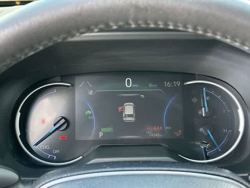 Used 2021 Toyota RAV4 Limited AWD/4WD image 7