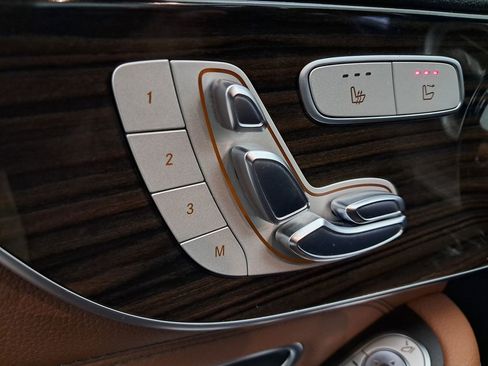 Used 2018 Mercedes-Benz C 300 4MATIC Cabriolet image 20