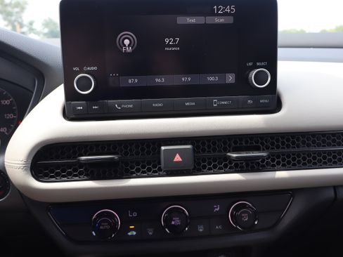 Used 2024 Honda HR-V LX image 17