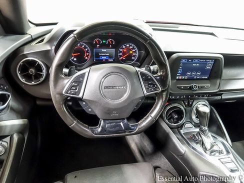 Used 2019 Chevrolet Camaro LS image 9