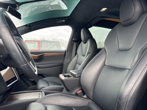 Used 2020 Tesla Model X Long Range image 7