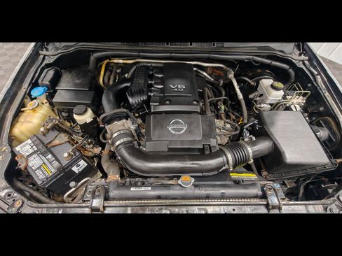 Used 2018 Nissan Frontier PRO-4X AWD/4WD image 44