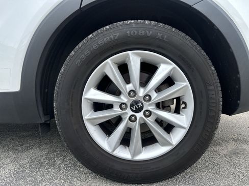 Used 2020 Kia Sorento LX w/ LX I4 Convenience Package FWD image 18