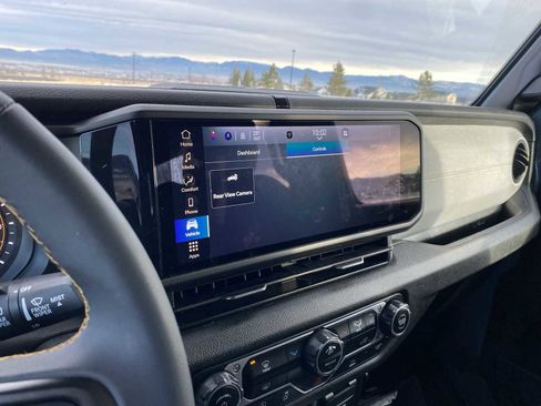 Used 2024 Jeep Wrangler Sport S image 20