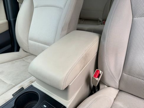Used 2019 Subaru Outback 2.5i Premium AWD/4WD image 27