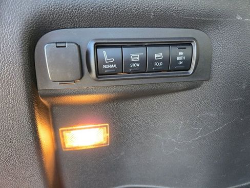 Used 2015 Ford Explorer Limited w/ Equipment Group 301A image 22