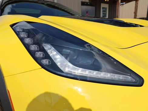 Used 2016 Chevrolet Corvette Z06 w/ 2LZ Preferred Equipment Group image 31