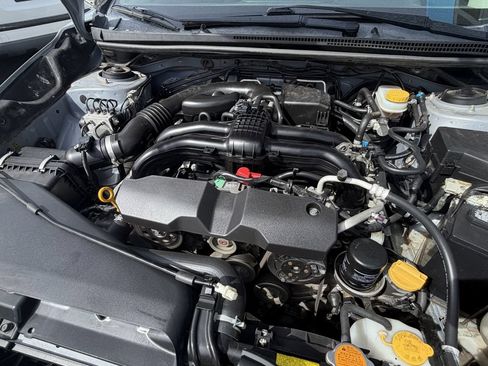Used 2014 Subaru Impreza 2.0i AWD/4WD image 12
