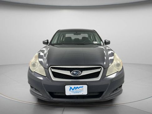 Used 2011 Subaru Legacy 2.5i Premium AWD/4WD image 3