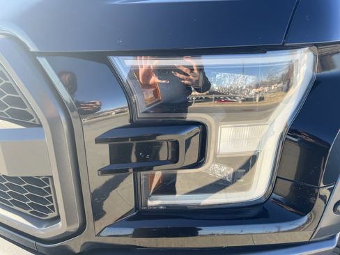 Used 2018 Ford F150 Raptor w/ Equipment Group 802A Luxury image 6