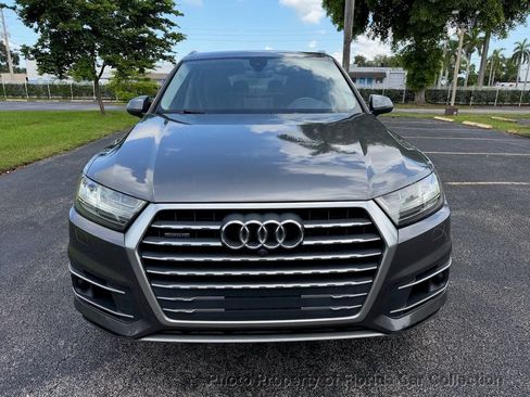 Used 2018 Audi Q7 3.0T Premium Plus w/ Premium Plus Package AWD/4WD image 5