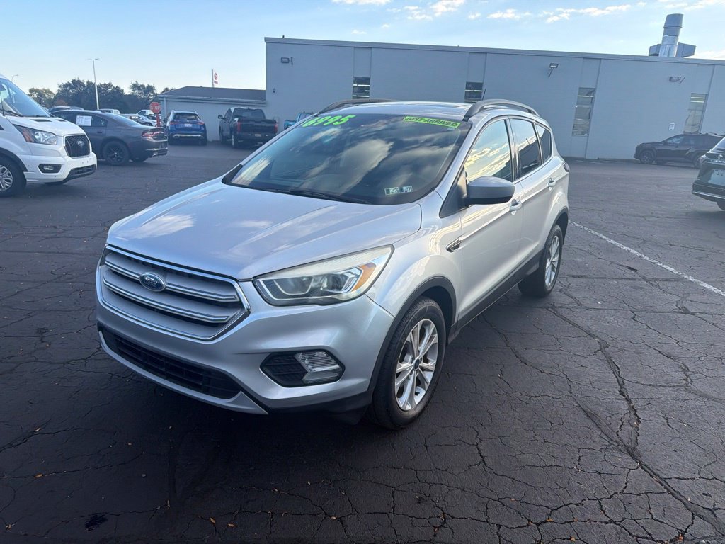 Used 2018 Ford Escape SEL FWD image 2