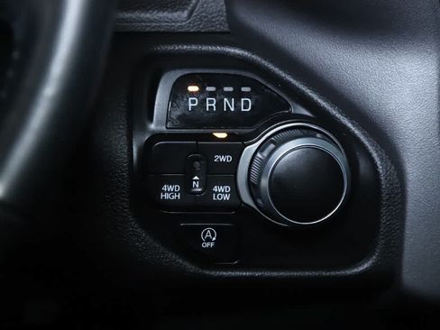 Used 2024 RAM 1500 Big Horn AWD/4WD image 25