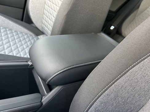 New 2026 Volkswagen Tiguan S FWD image 37