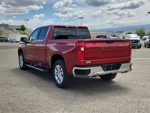 New 2026 Chevrolet Silverado 1500 LTZ w/ LTZ Premium Package AWD/4WD image 4