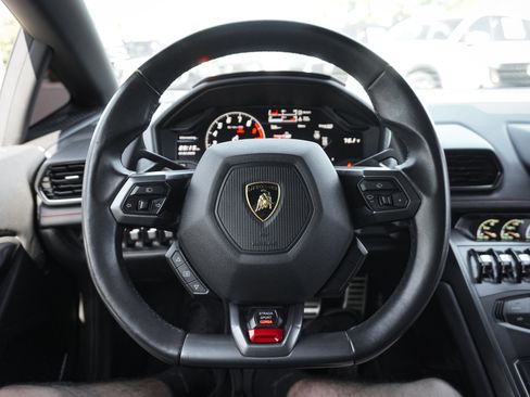 Used 2015 Lamborghini Huracan LP 610-4 AWD/4WD image 18