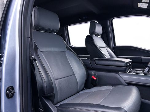 Used 2022 Ford F150 Lightning Lariat w/ Max Trailer Tow Package image 37