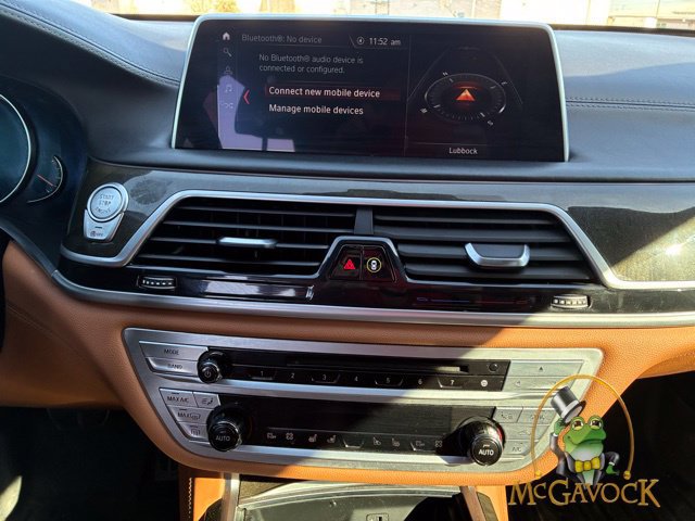 Used 2019 BMW 750i w/ Executive Package RWD image 16