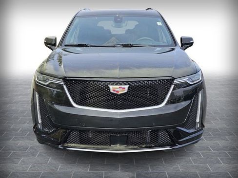 Certified 2024 Cadillac XT6 Sport w/ Technology Package AWD/4WD image 2