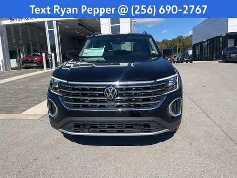 New 2026 Volkswagen Atlas SE image 2