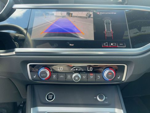 New 2025 Audi Q3 2.0T Premium image 24